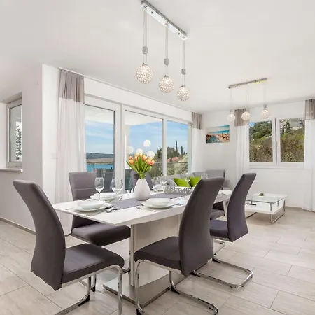 Appartamento Nasika By Interhome
